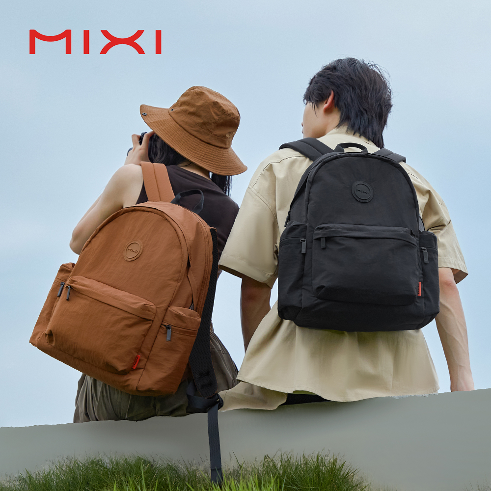 حقيبة حفاضات مقاومة للماء بسعة - مراجعة Backpack Diaper Bag وسعره