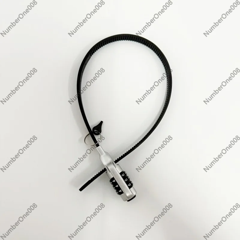 قفل كابل 5 في 1 للدراجات والحق - مراجعة Backpack Lock Combo وسعره