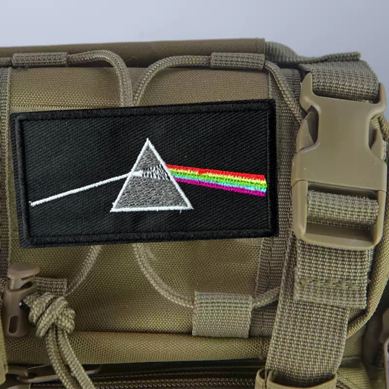 الانكسار الضوء المطرزة التصحيح - مراجعة Urban Backpack Tactical وسعره