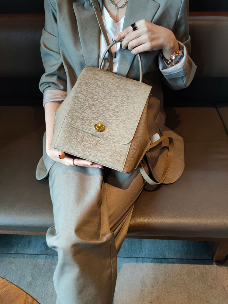 حقيبة ظهر من الجلد الطبيعي للن - مراجعة Leather Backpack Vintage وسعره